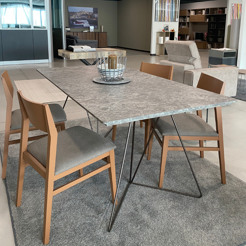 Tavolo TRIADE con 4 Sedie ESTER – Maronese